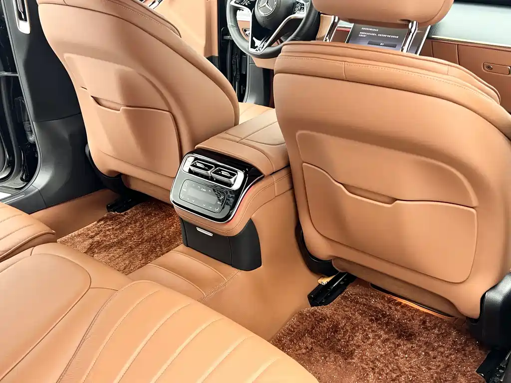 Mercedes-Benz S-Class — миниатюра 7
