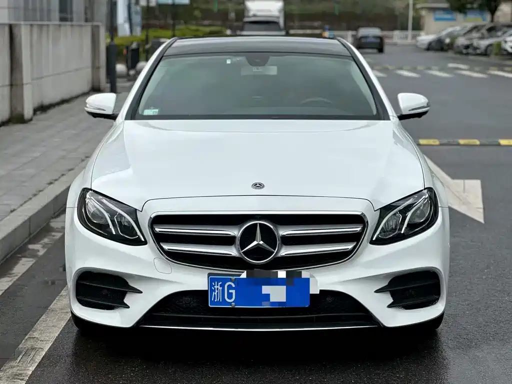 Mercedes-Benz E-Class 2018