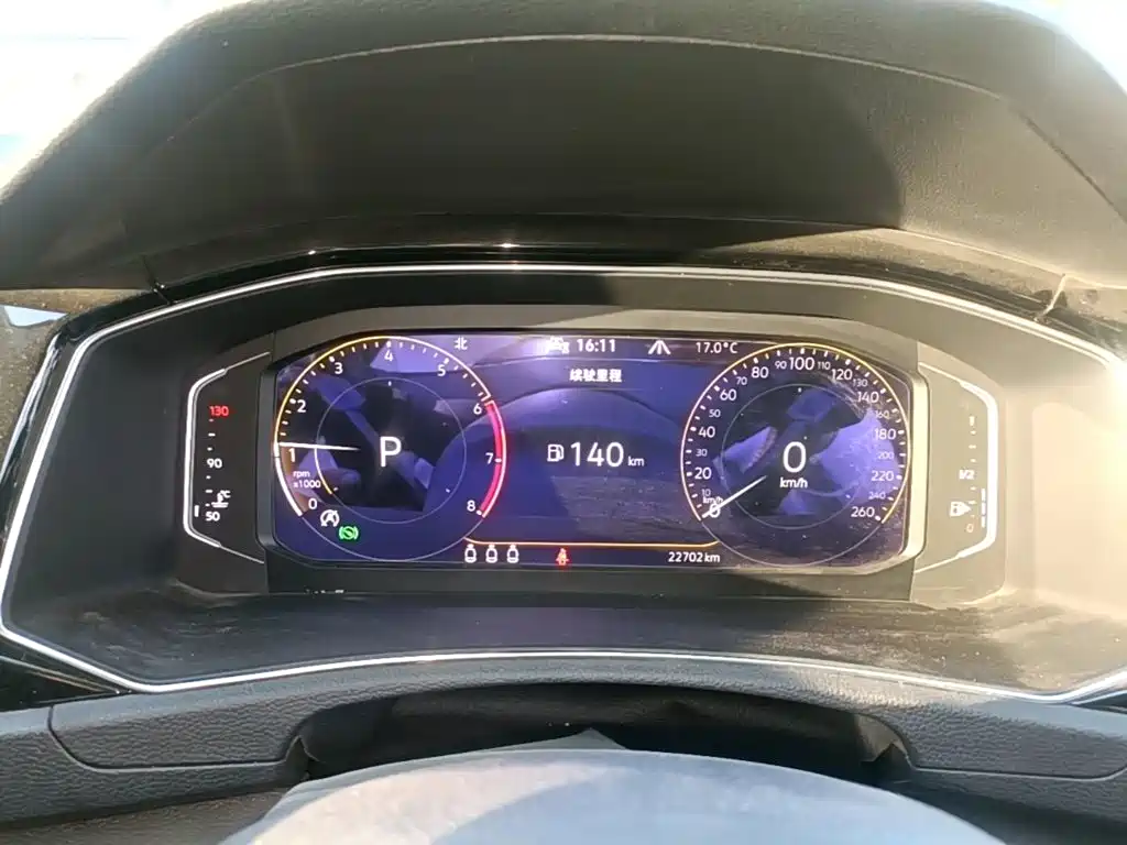 Volkswagen T-Roc — миниатюра 12