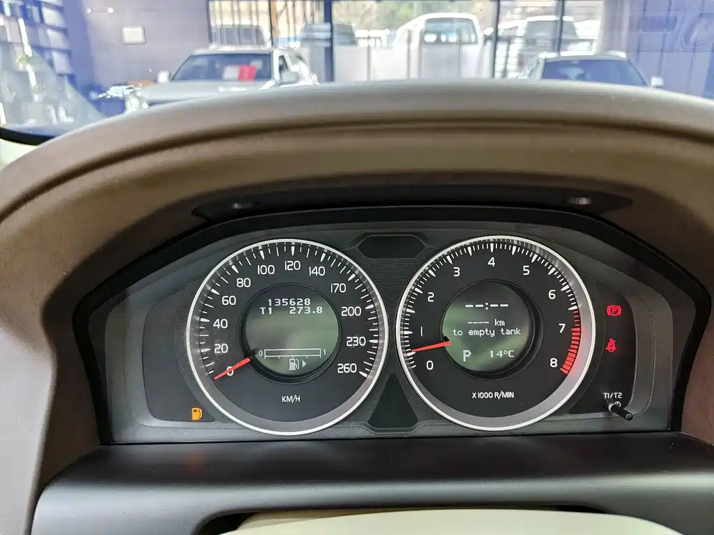 Volvo XC60 (Import) — миниатюра 13