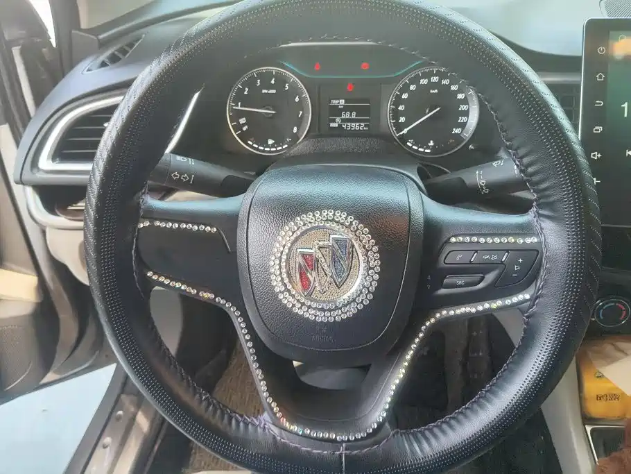Buick Excelle — миниатюра 15