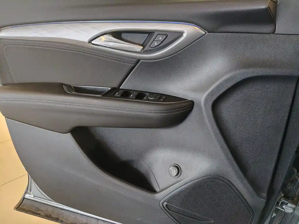 Buick Envision S — миниатюра 18