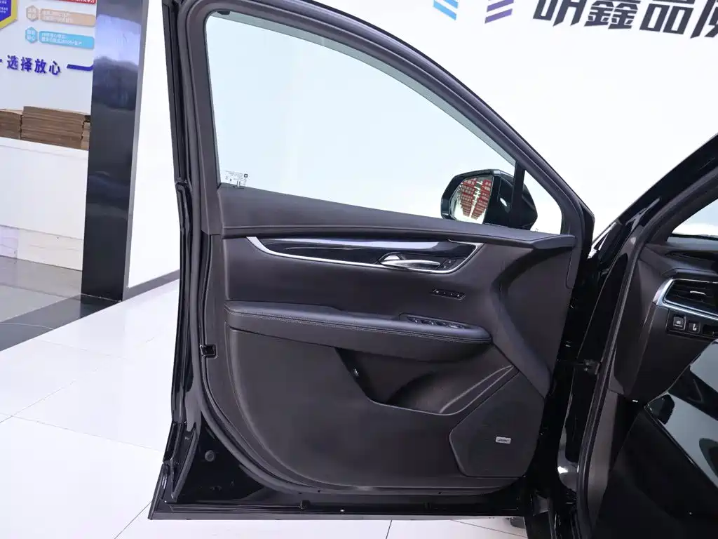 Cadillac XT5 — миниатюра 18