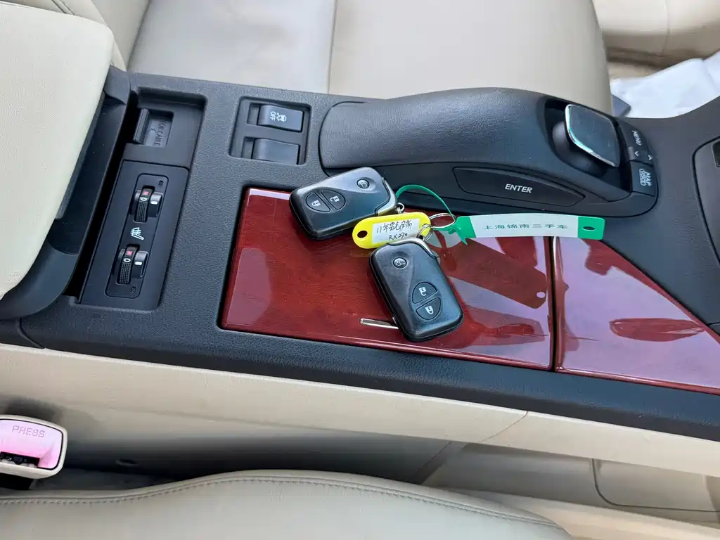 Lexus RX Classic — миниатюра 13