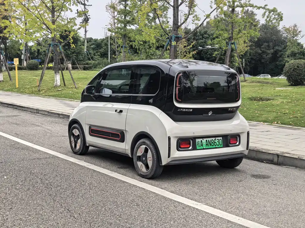Baojun KiWi EV — миниатюра 15