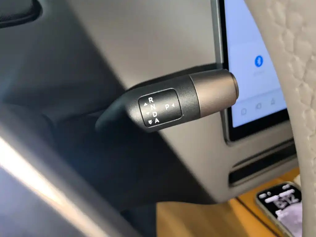 Li Auto Li i8 — миниатюра 14