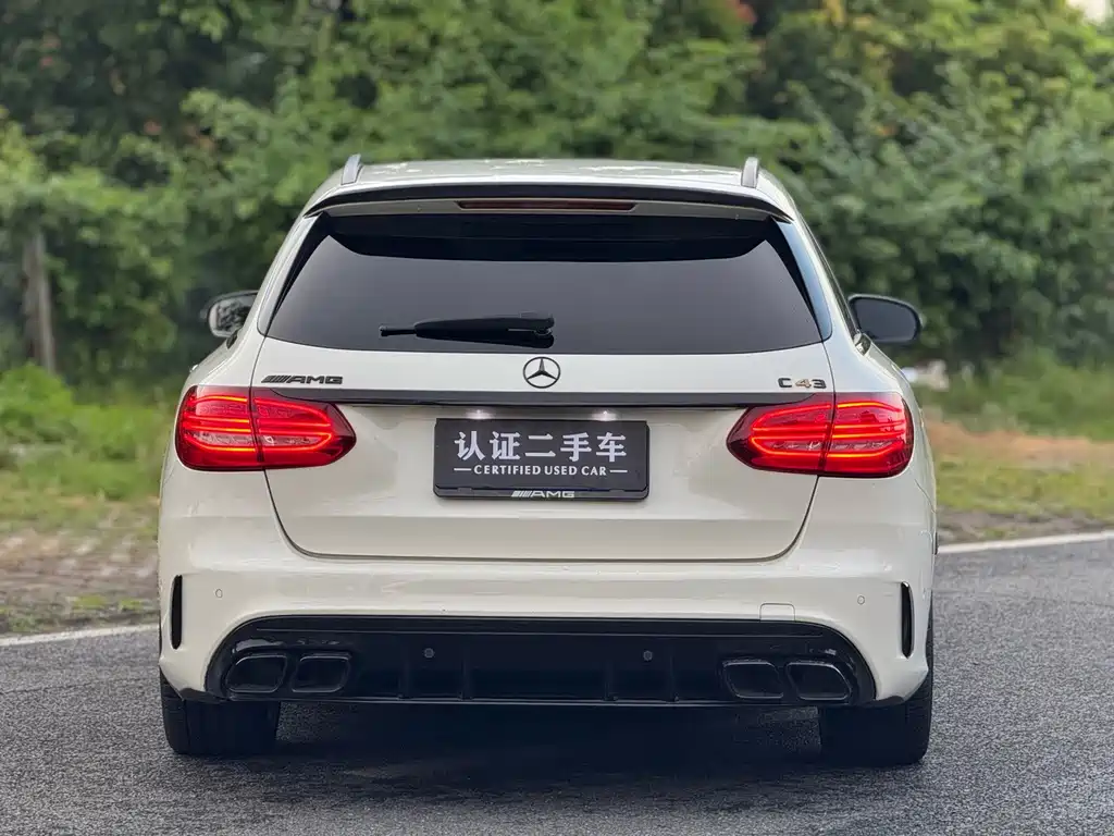 Mercedes-Benz C-Class AMG — миниатюра 15