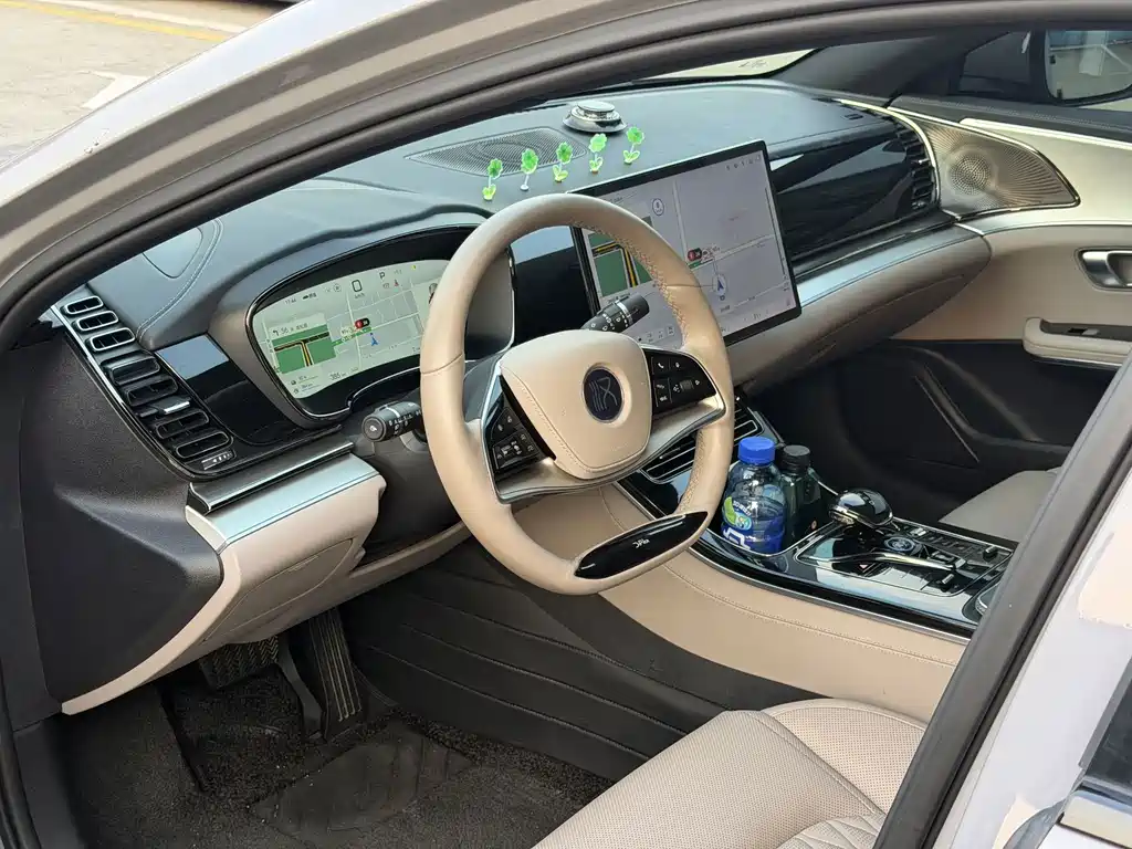 BYD Han — миниатюра 4