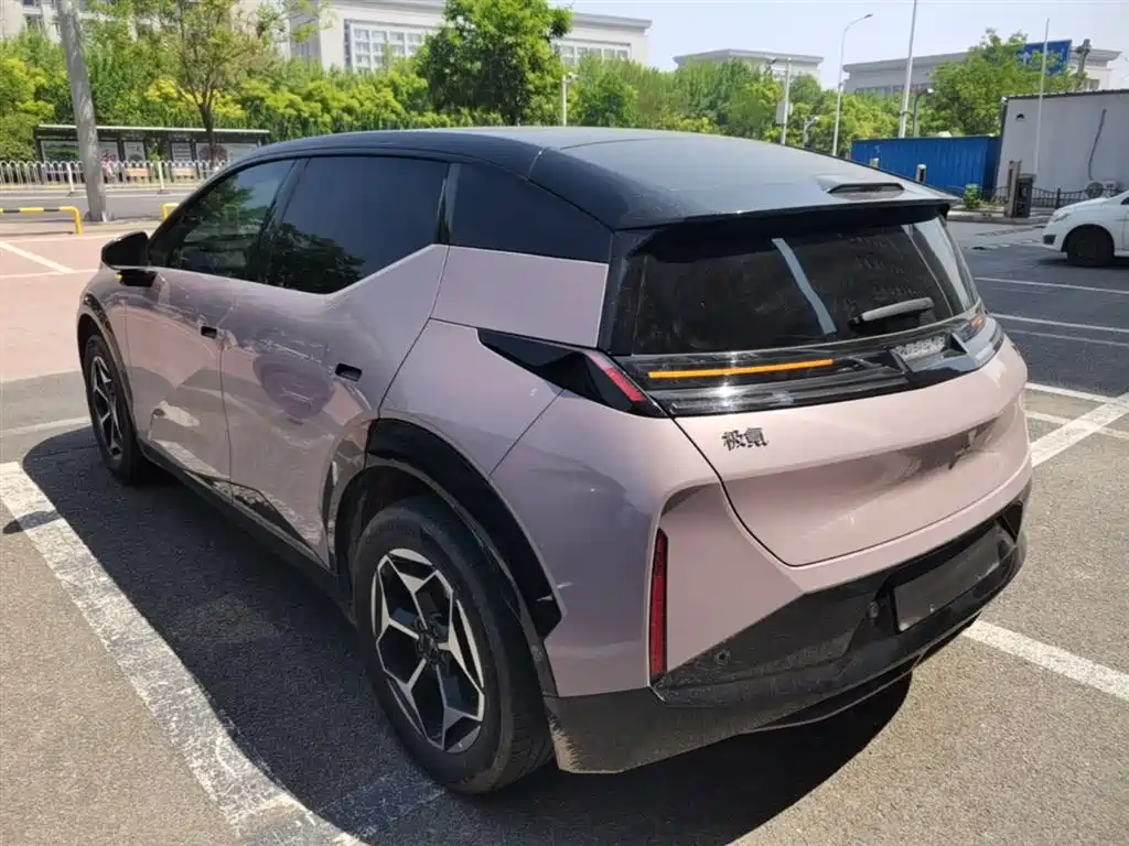Zeekr X 2025 мест