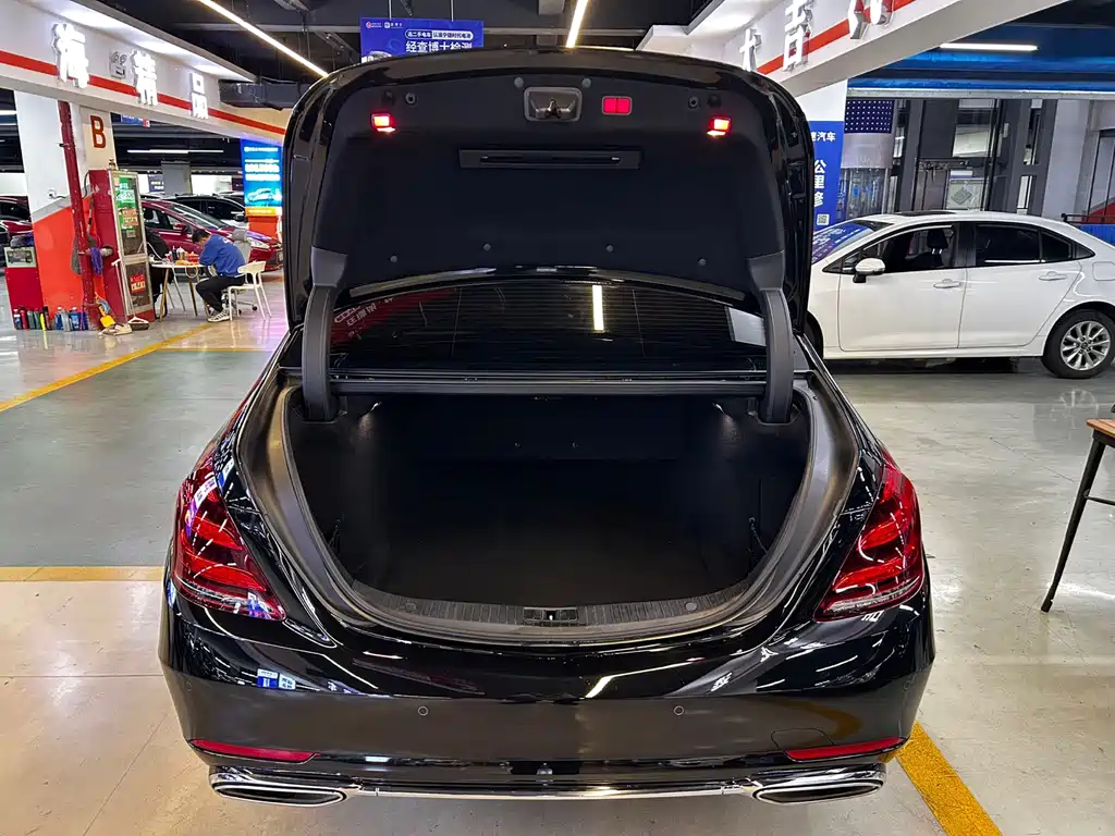 Mercedes-Benz S-Class — миниатюра 17