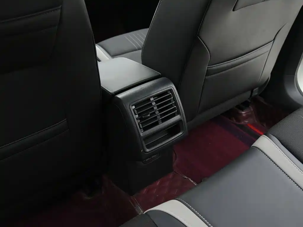 Volkswagen Golf — миниатюра 16