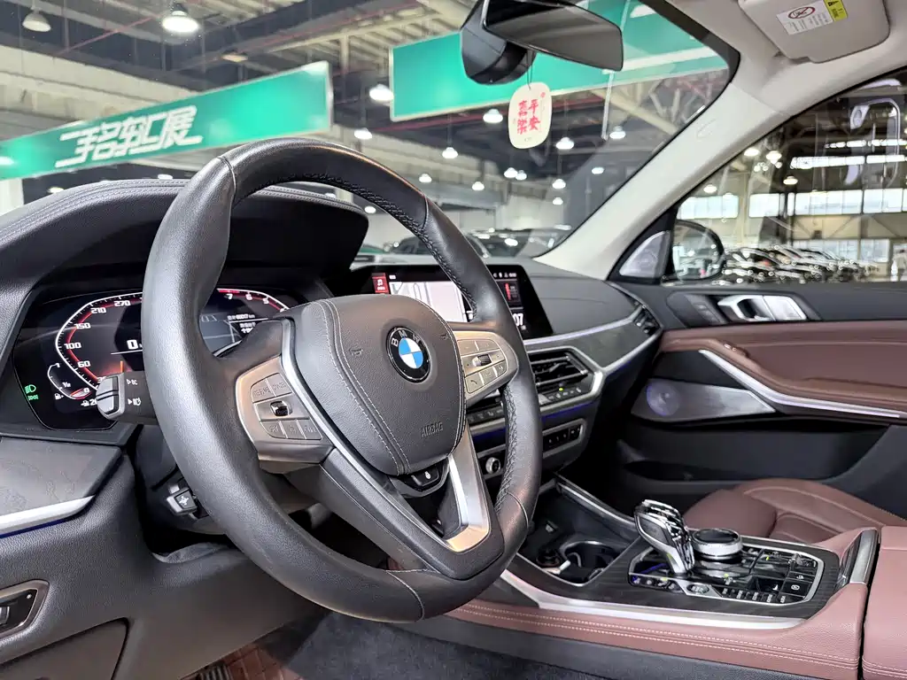 BMW X7 2020 xDrive40i Lead Luxury