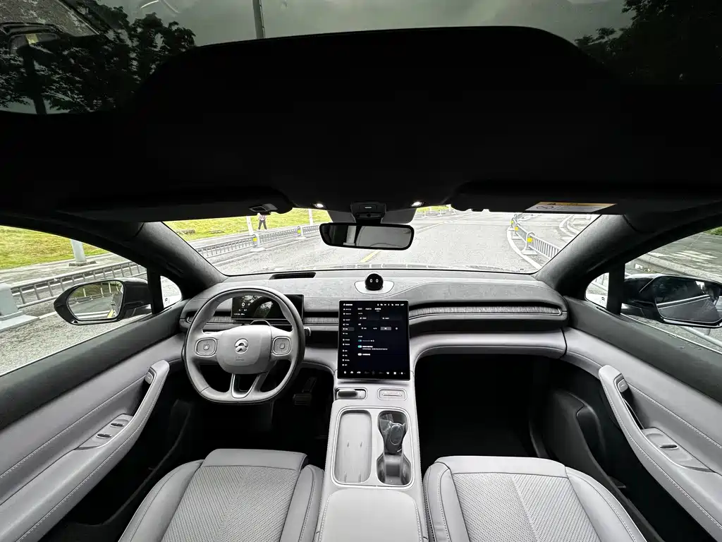 NIO EC6 — миниатюра 14