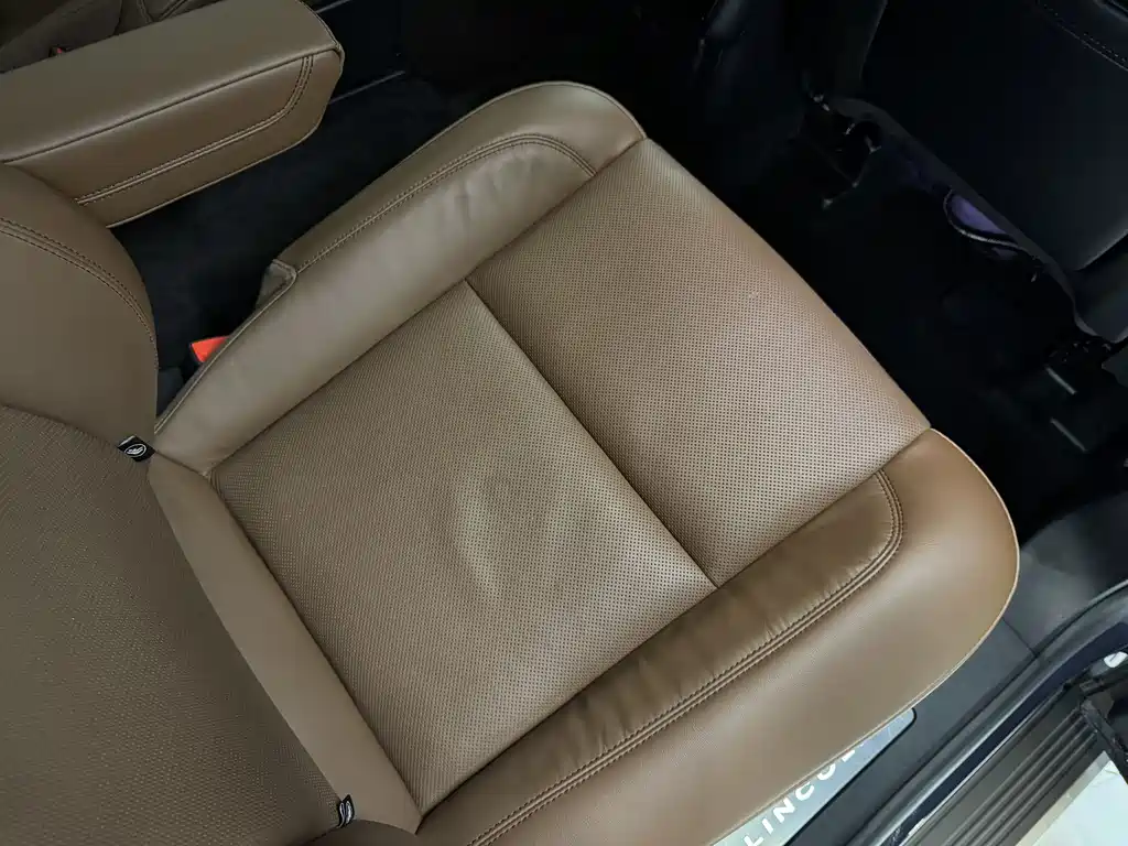 Lincoln Aviator 2022 3.0T V6
