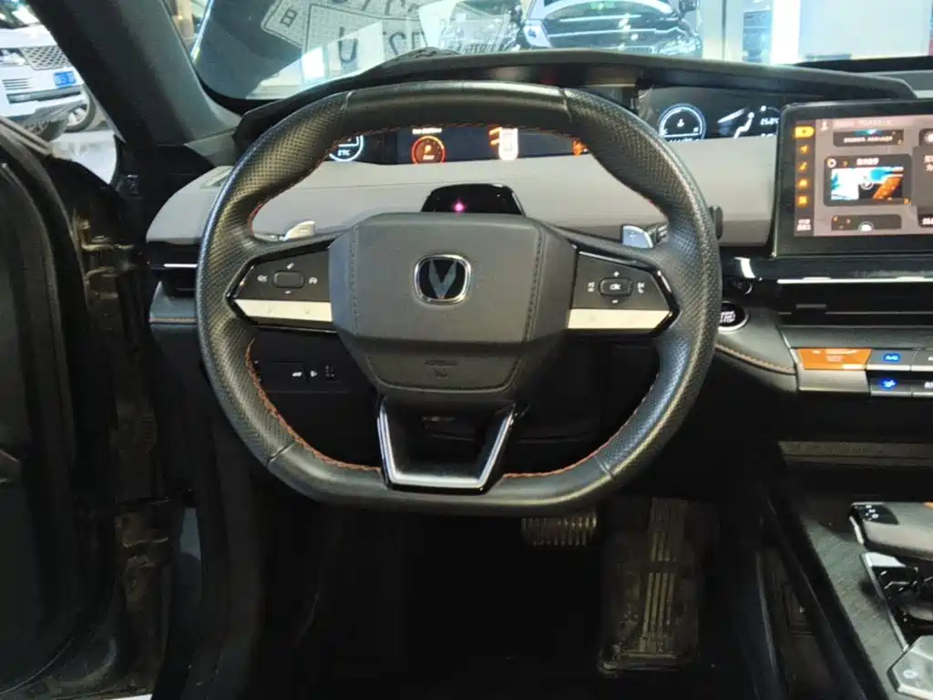Changan UNI-V — миниатюра 11