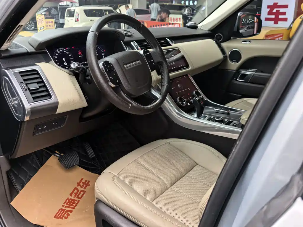 Land Rover Sport PHEV — миниатюра 8
