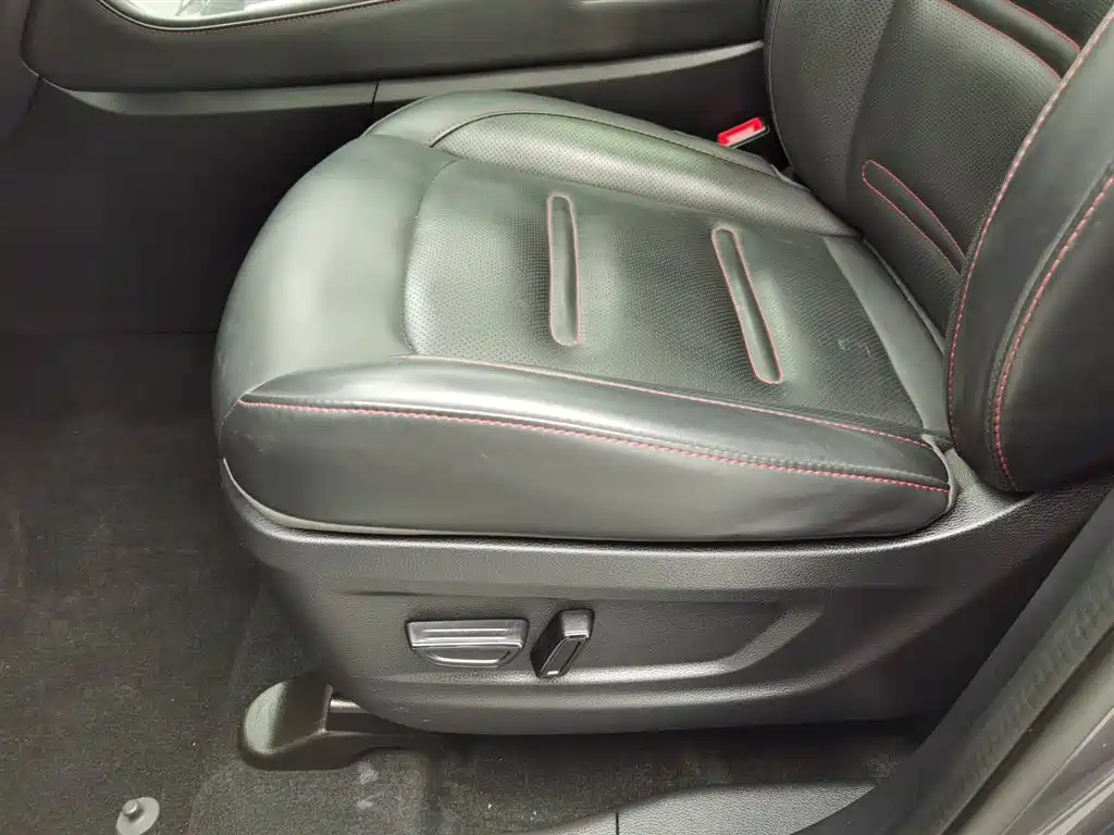 GAC TRUMPCHI GS4 PLUS