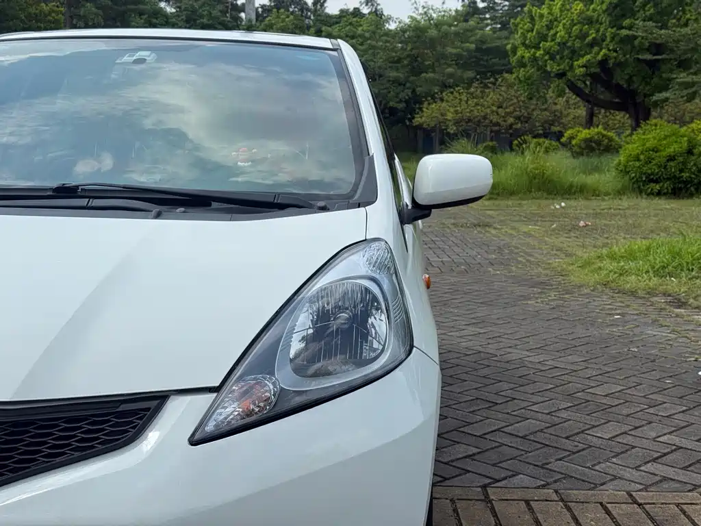 Honda Fit — миниатюра 20