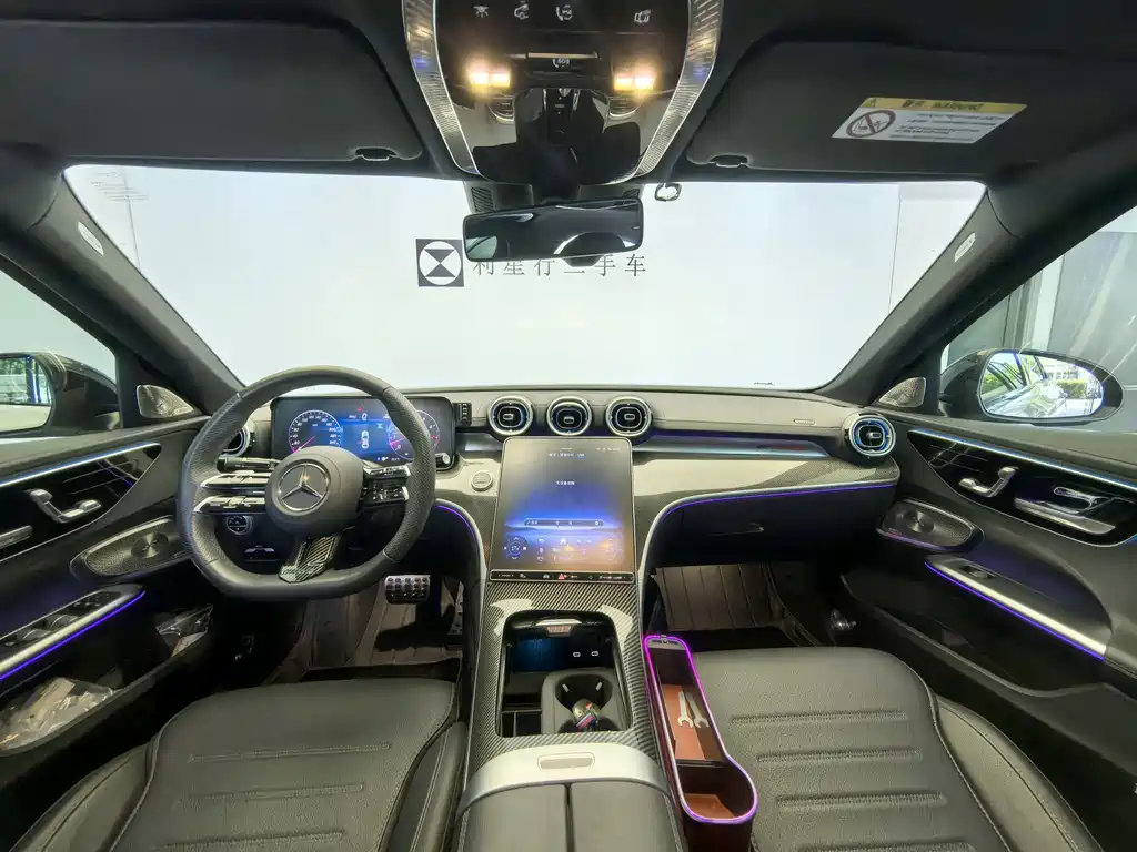 Mercedes-Benz C-Class — миниатюра 11