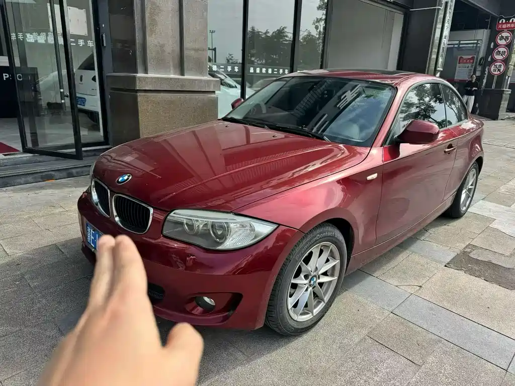 BMW 1 Series (Import) 2013