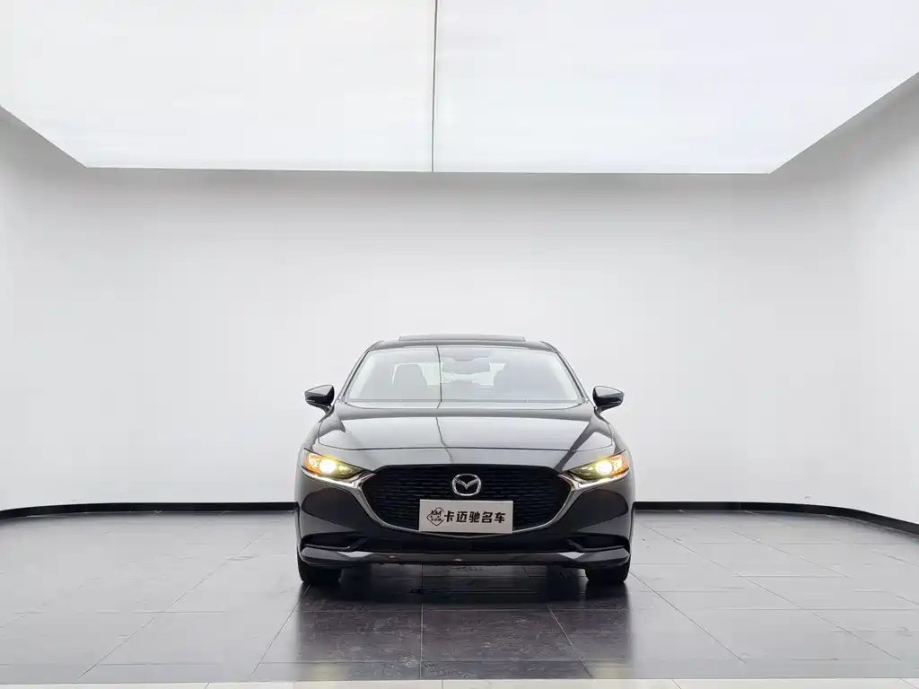 Mazda Mazda3 3 2021 2.0L AT