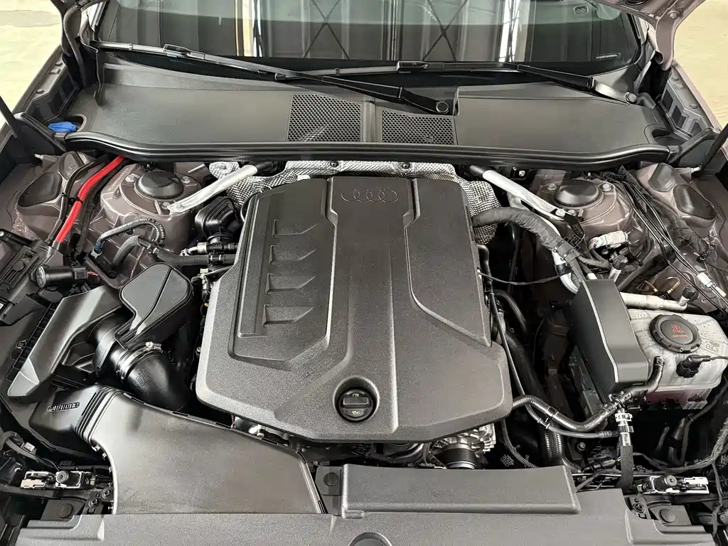 Audi A5L — миниатюра 7