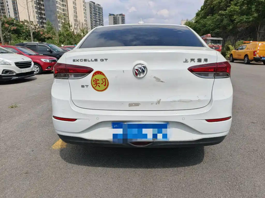 Buick Excelle — миниатюра 9