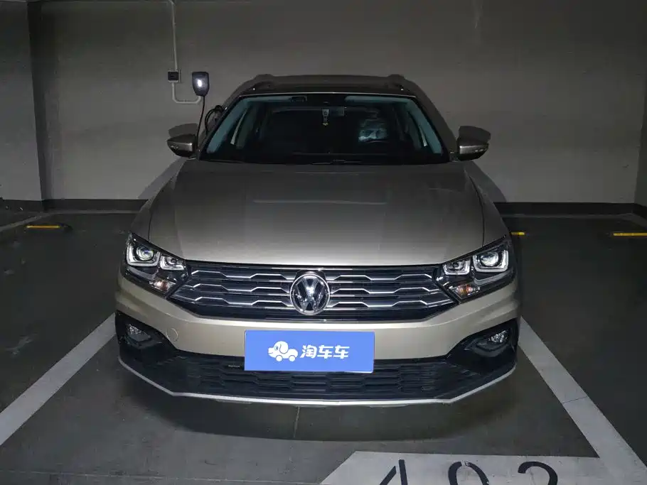 Volkswagen C-Trek 2018 1.5L MT Comfort