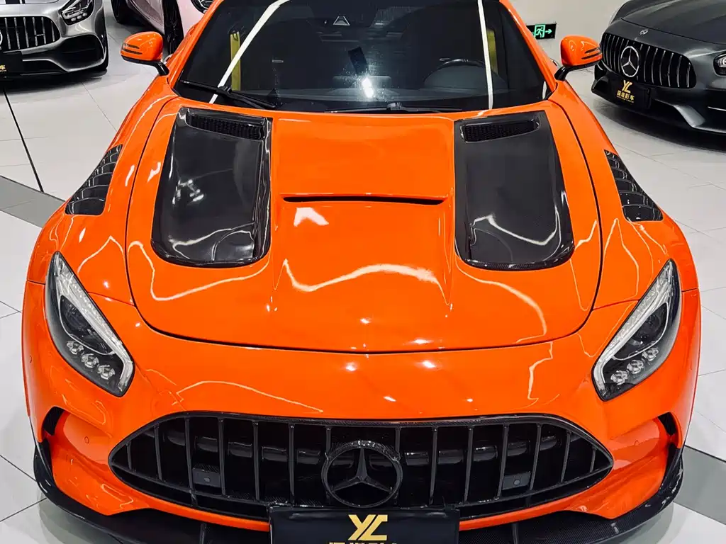 MERCEDES-BENZ AMG GT