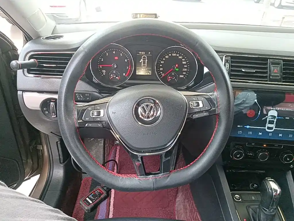 Volkswagen Sagitar — миниатюра 11