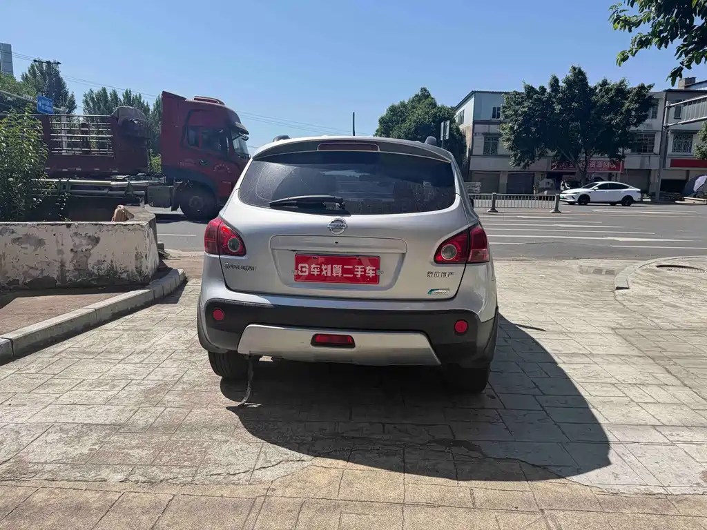 Nissan Qashqai — миниатюра 6