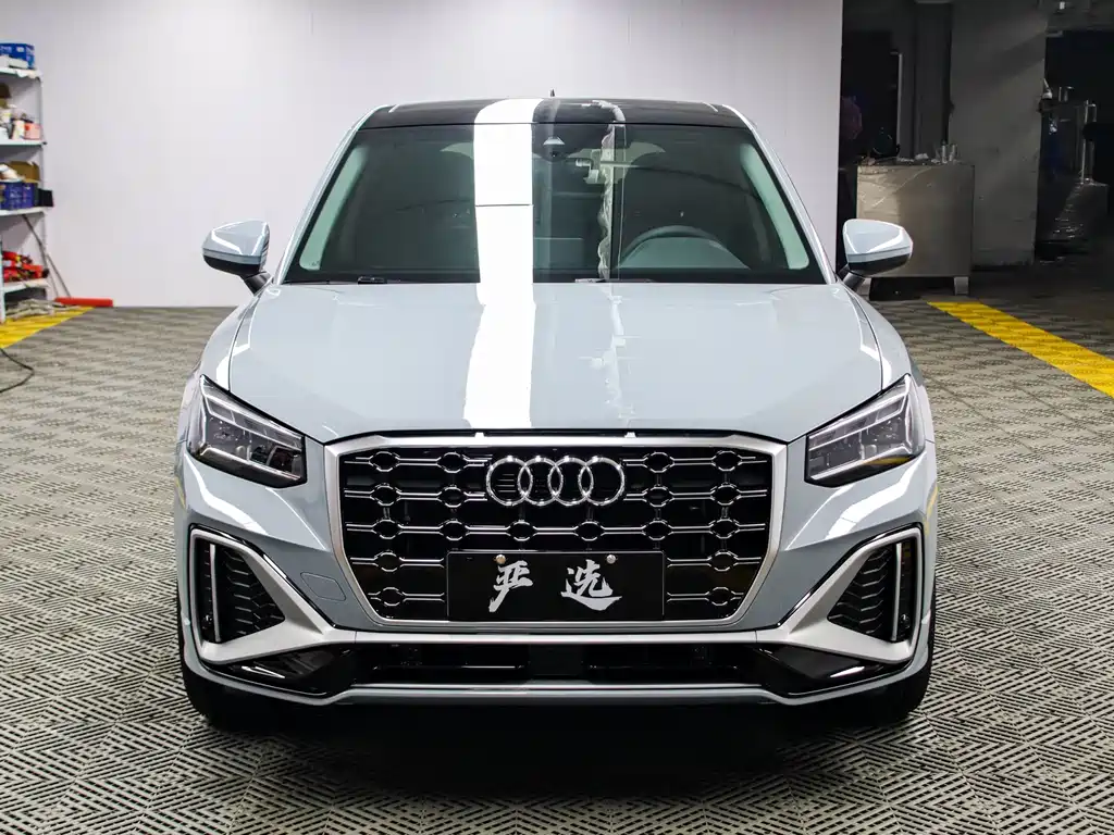 Audi Q2L 2022 35 TFSI Fashion