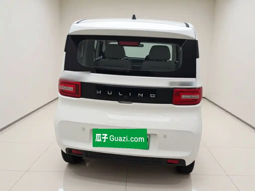 Wuling MINIEV — миниатюра 5