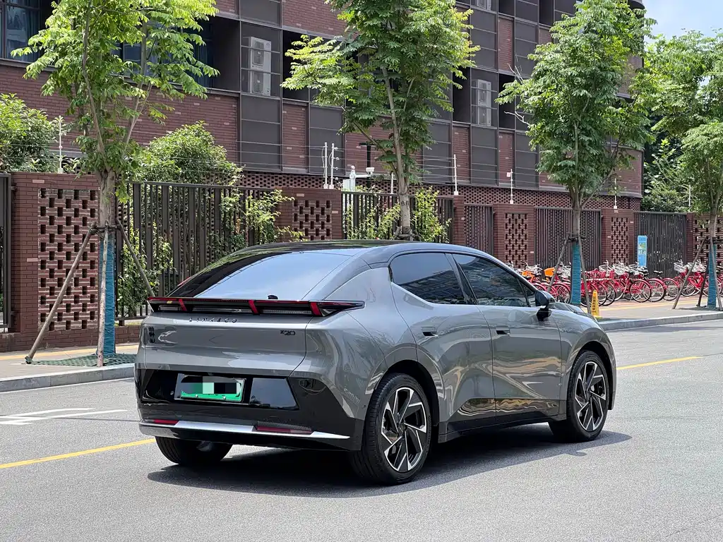 Lynk & Co Z20 — миниатюра 13