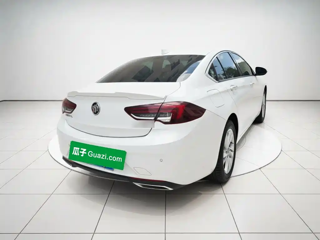 Buick Regal — миниатюра 4