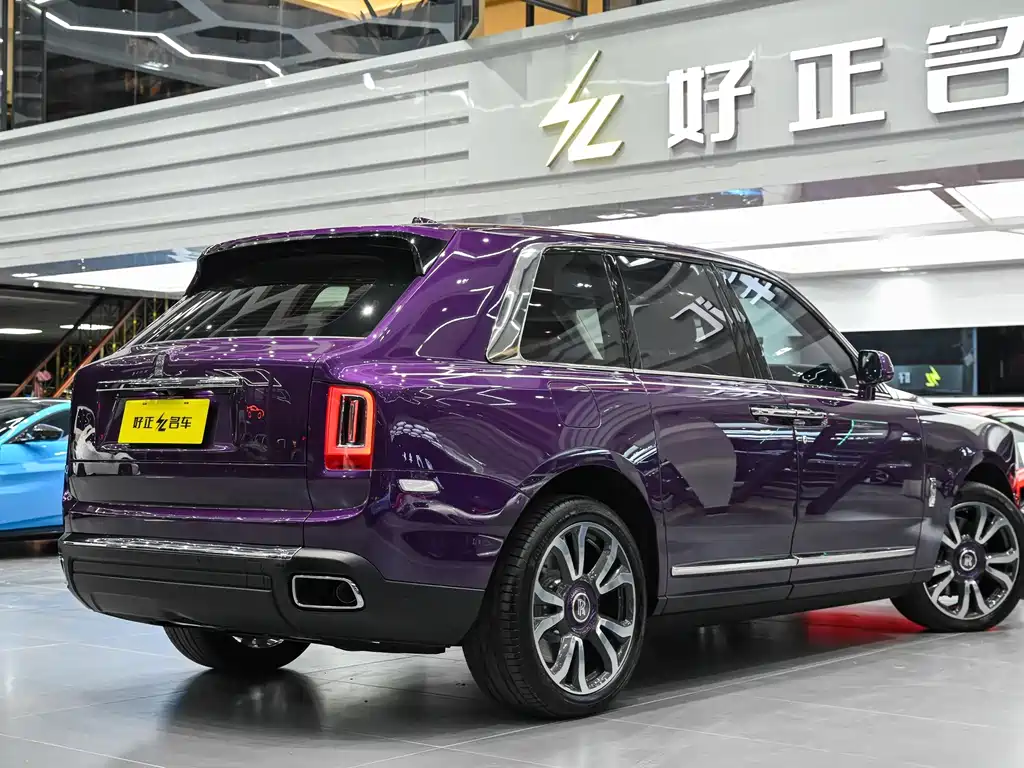Rolls-Royce Cullinan — миниатюра 4