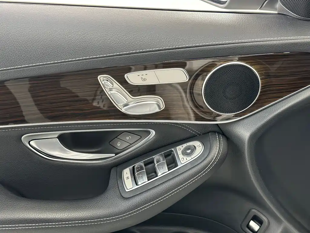 Mercedes-Benz GLC — миниатюра 24