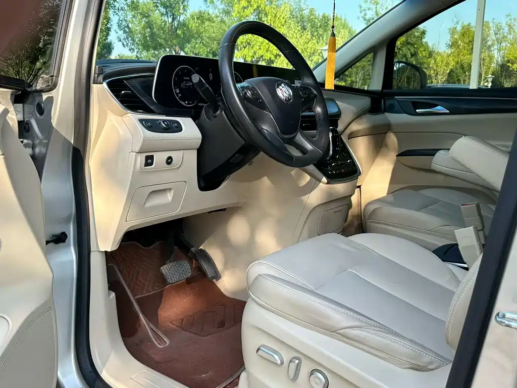 Buick GL8 — миниатюра 4