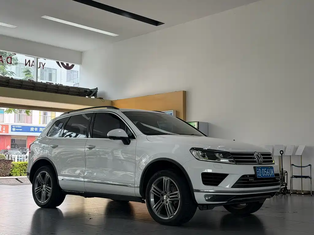 Volkswagen Touareg — миниатюра 2
