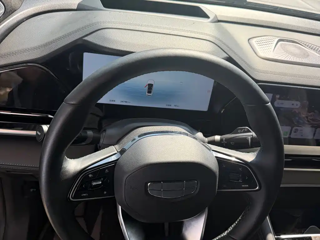 Geely Xingyue L — миниатюра 2