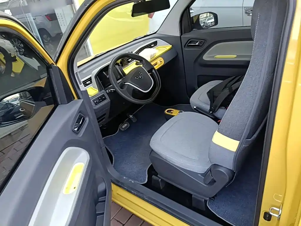 Wuling MINIEV — миниатюра 15