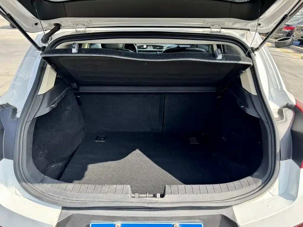 Geely Emgrand GS — миниатюра 23