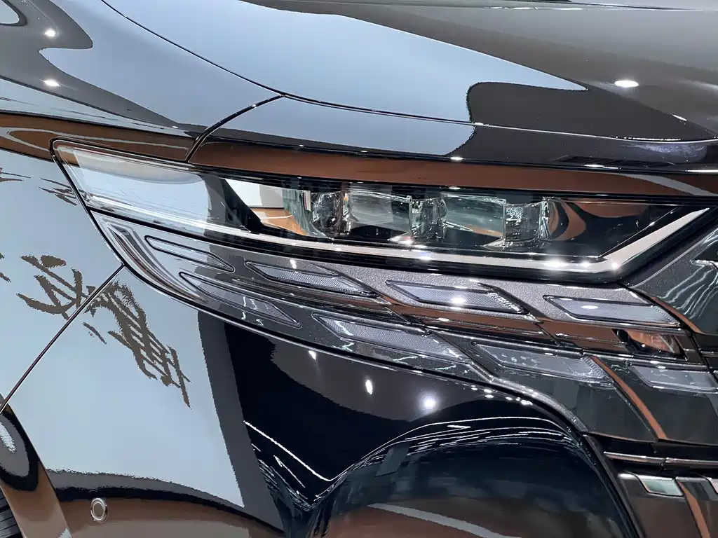 Toyota Alphard 2024 2.5L Premium