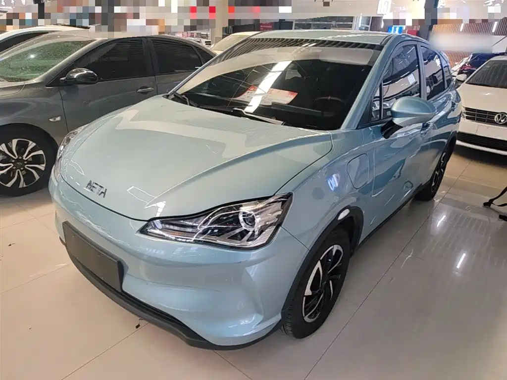 Neta Neta V 2022