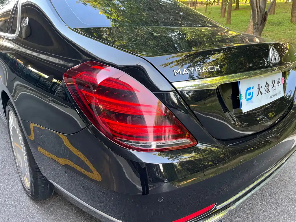 Mercedes-Benz S-Class — миниатюра 13