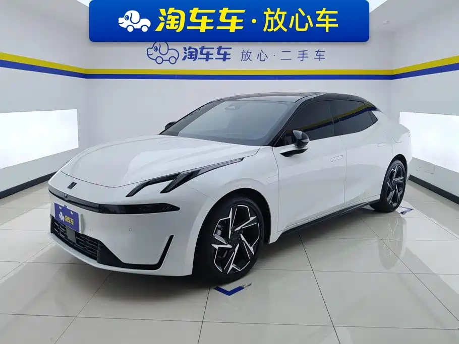 Lynk & Co 07 EM-P