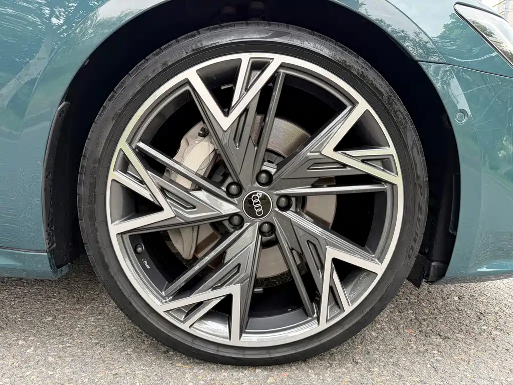 Audi A7L — миниатюра 18