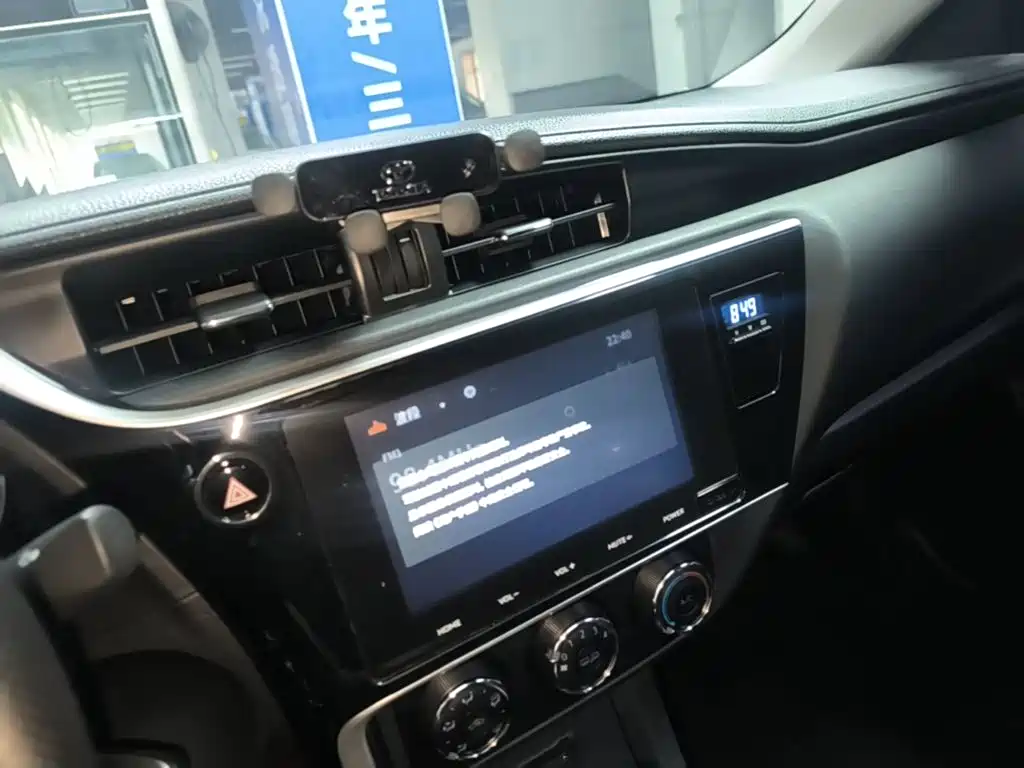 Toyota Corolla — миниатюра 13