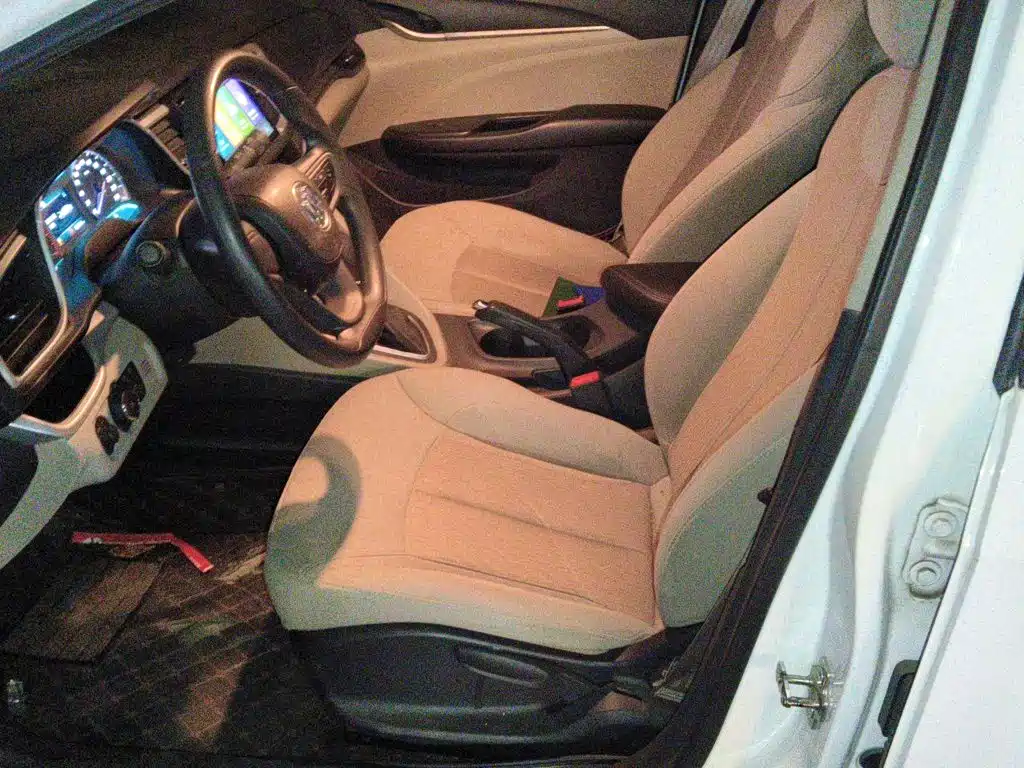 Buick Excelle — миниатюра 11
