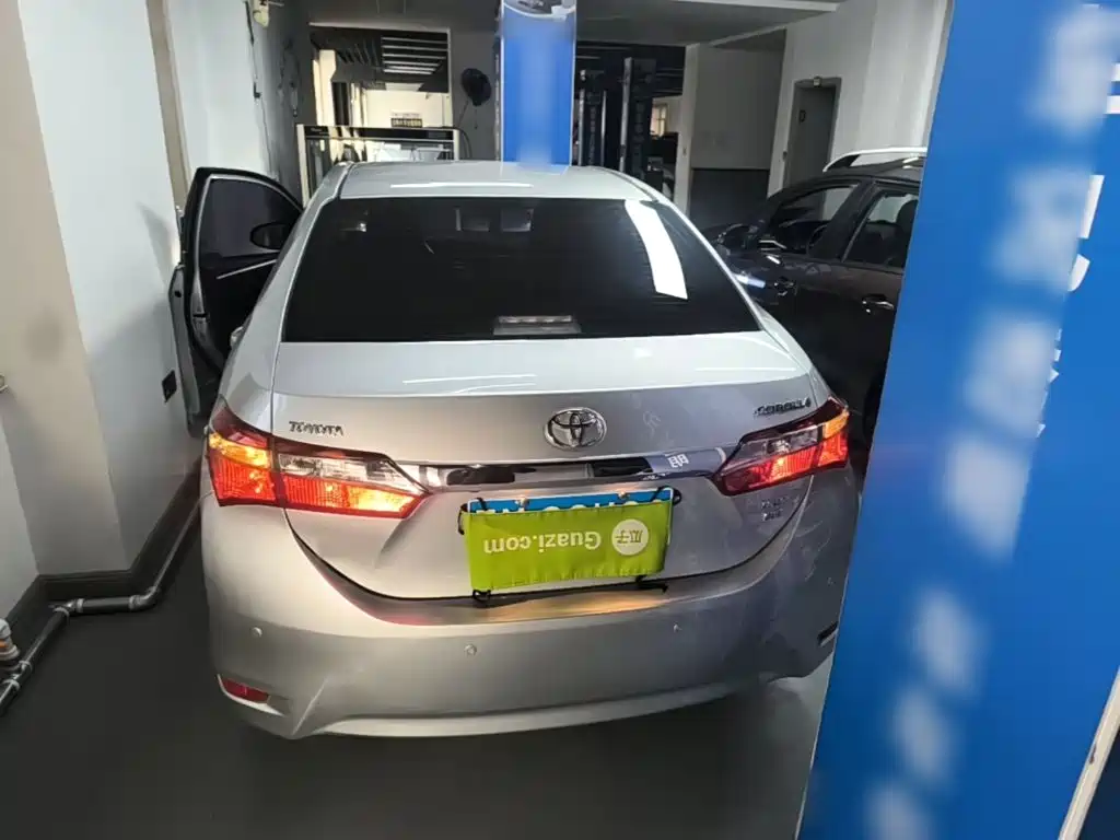 Toyota Corolla — миниатюра 6